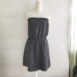 {Express} Black & white striped sundress, M